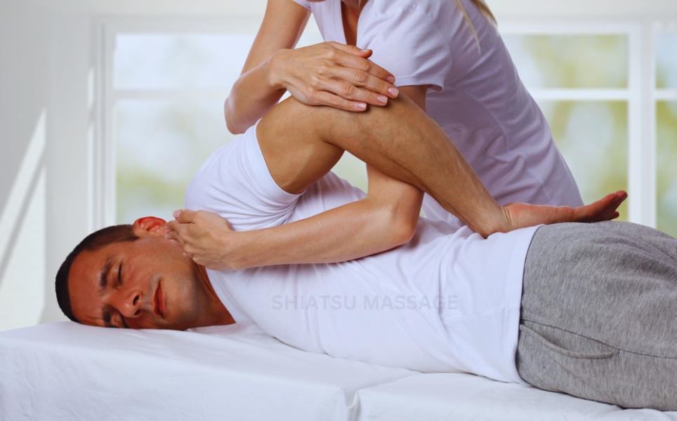 Shiatsu Massage – The Japanese Healing Touch | Benefits & Techniques