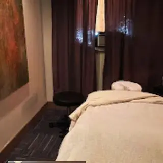 Spa On Penn - 3
